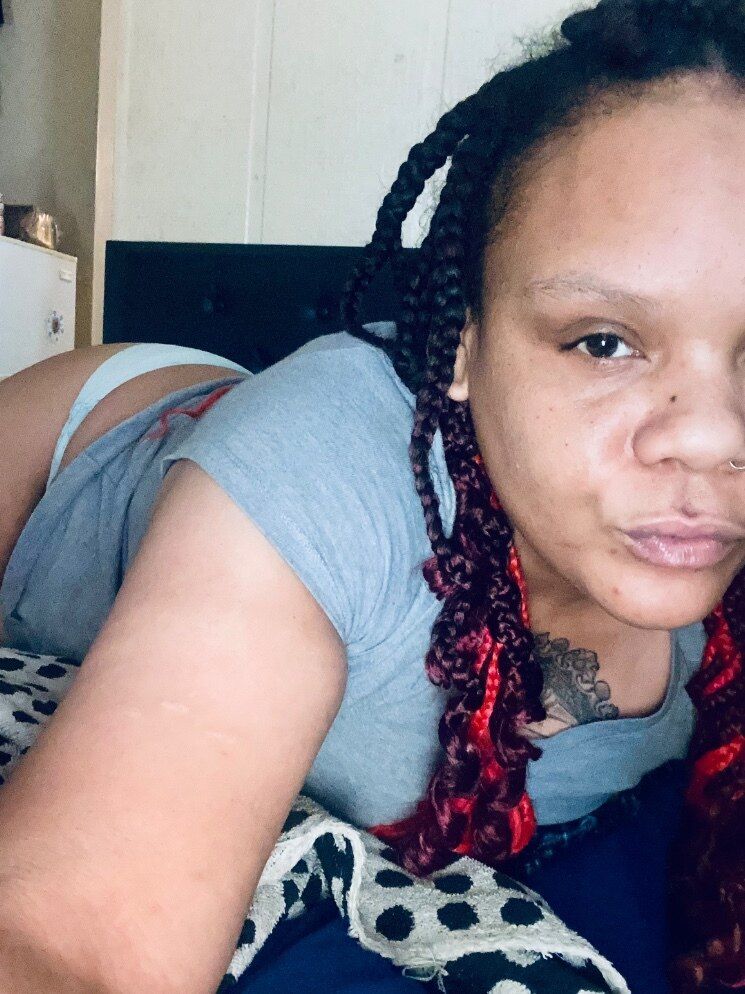 mzhoneydip1990 OnlyFans profile picture