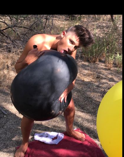 theballoonboy OnlyFans picture