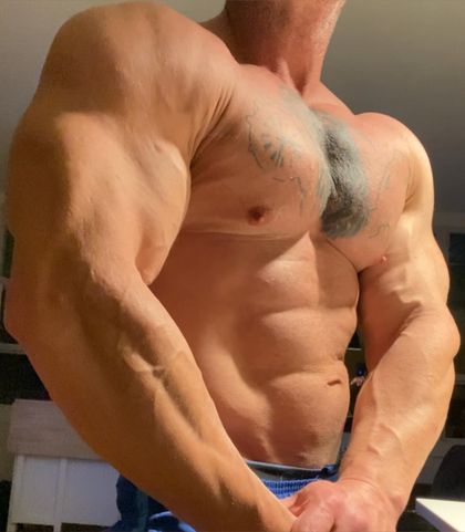 musclegodkarma OnlyFans picture