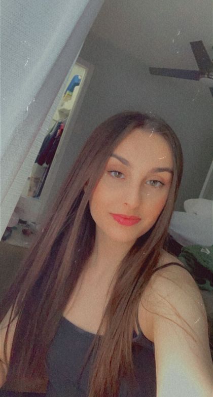 sexy_brunette10 OnlyFans picture