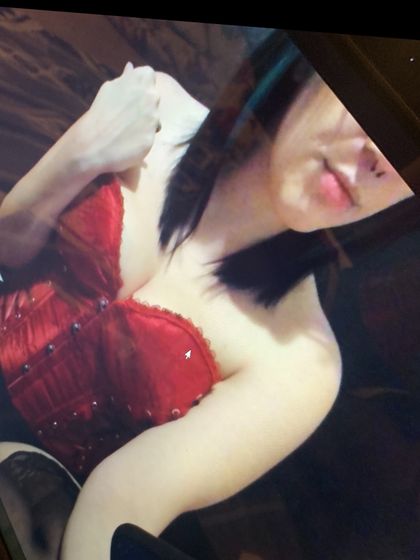 tashateases00 OnlyFans picture