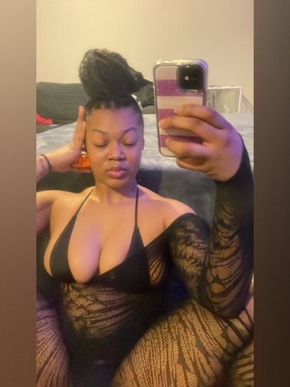 ladydukez OnlyFans picture