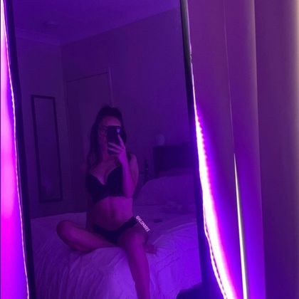 klomaree OnlyFans picture
