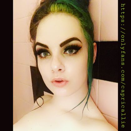 capricallie OnlyFans picture