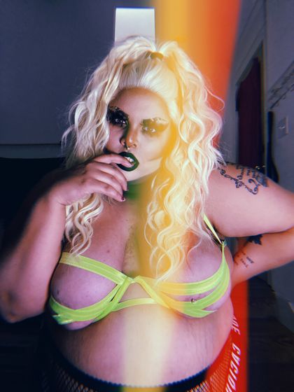 fuckeduphaze OnlyFans picture