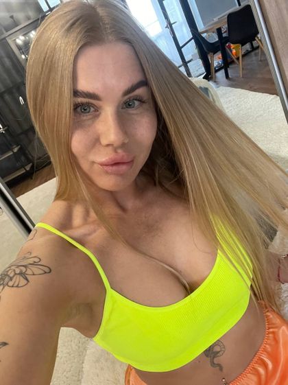 bizqueen OnlyFans picture