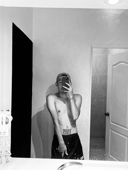 angelpe02 OnlyFans picture