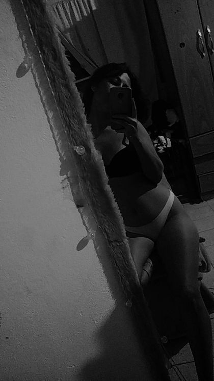 socapdevila OnlyFans picture