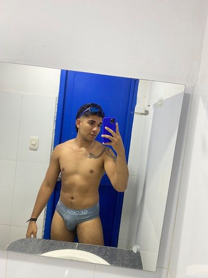 alzate_esteban04 OnlyFans picture