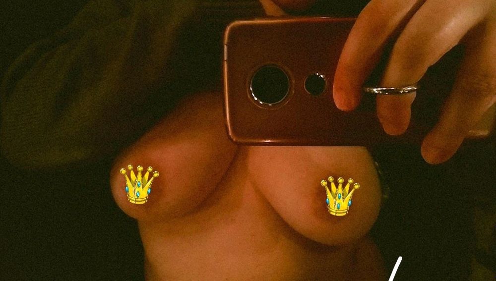 sunfl0w3rs15 OnlyFans profile picture