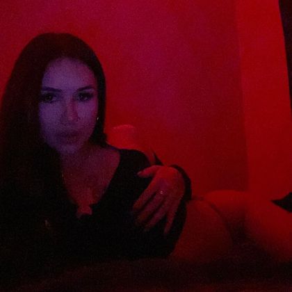 kindasexyheroin OnlyFans picture