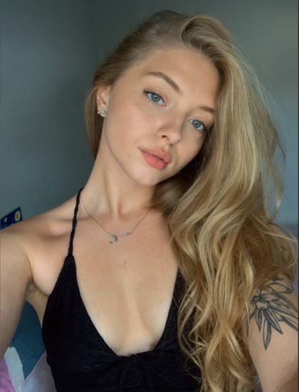 valleerka OnlyFans picture