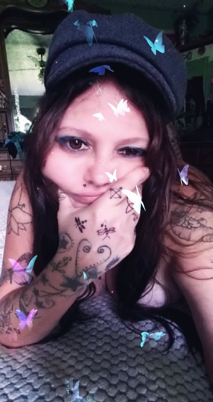 crazyladyon420lane OnlyFans picture