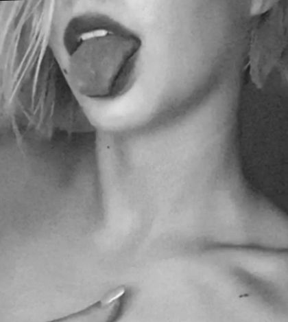 yasmin.m OnlyFans picture