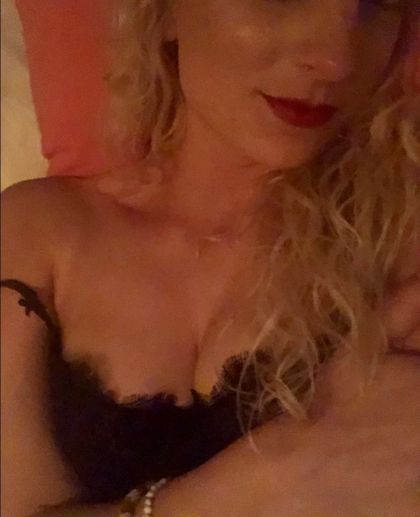 blondevixen007 OnlyFans picture