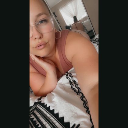 peachypeaches27 OnlyFans picture