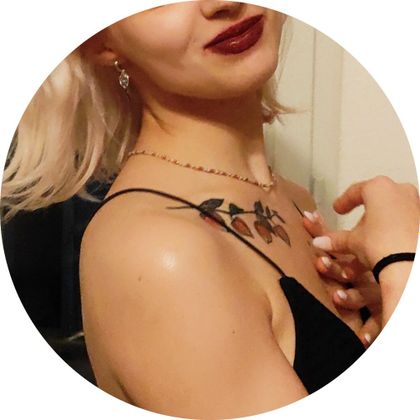 golden_bee OnlyFans picture
