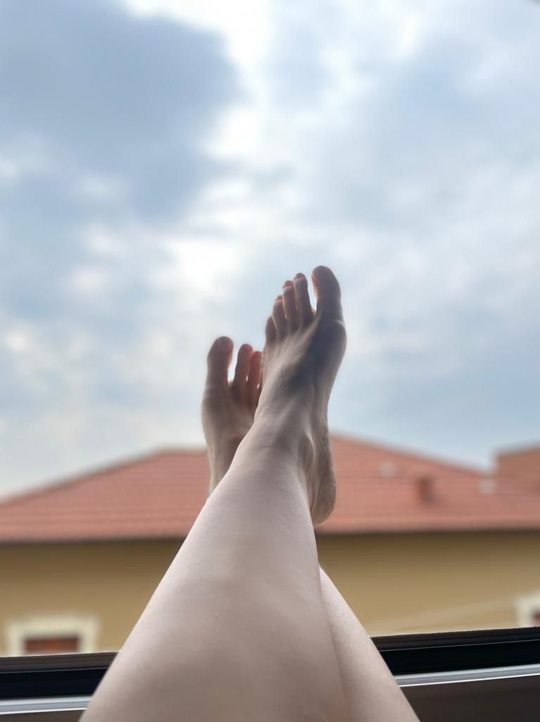 redvelvetfeet111 OnlyFans profile picture