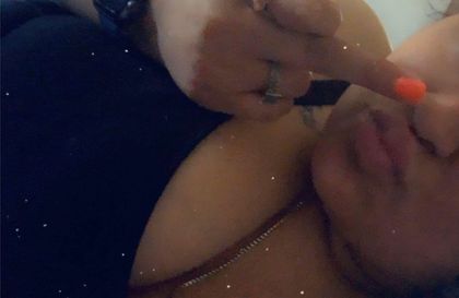 lovelaylasnow OnlyFans picture