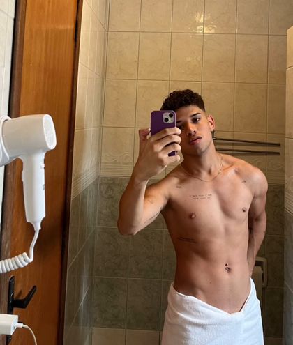 luchook OnlyFans picture