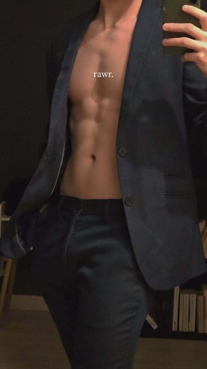 lucasintens OnlyFans picture