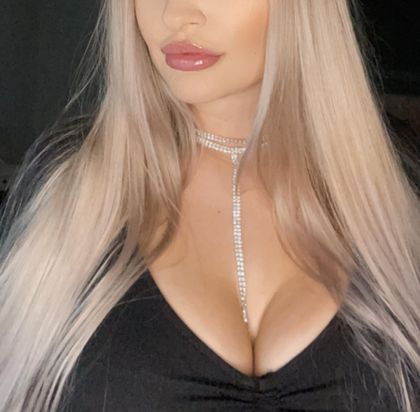 peachyjulia OnlyFans picture