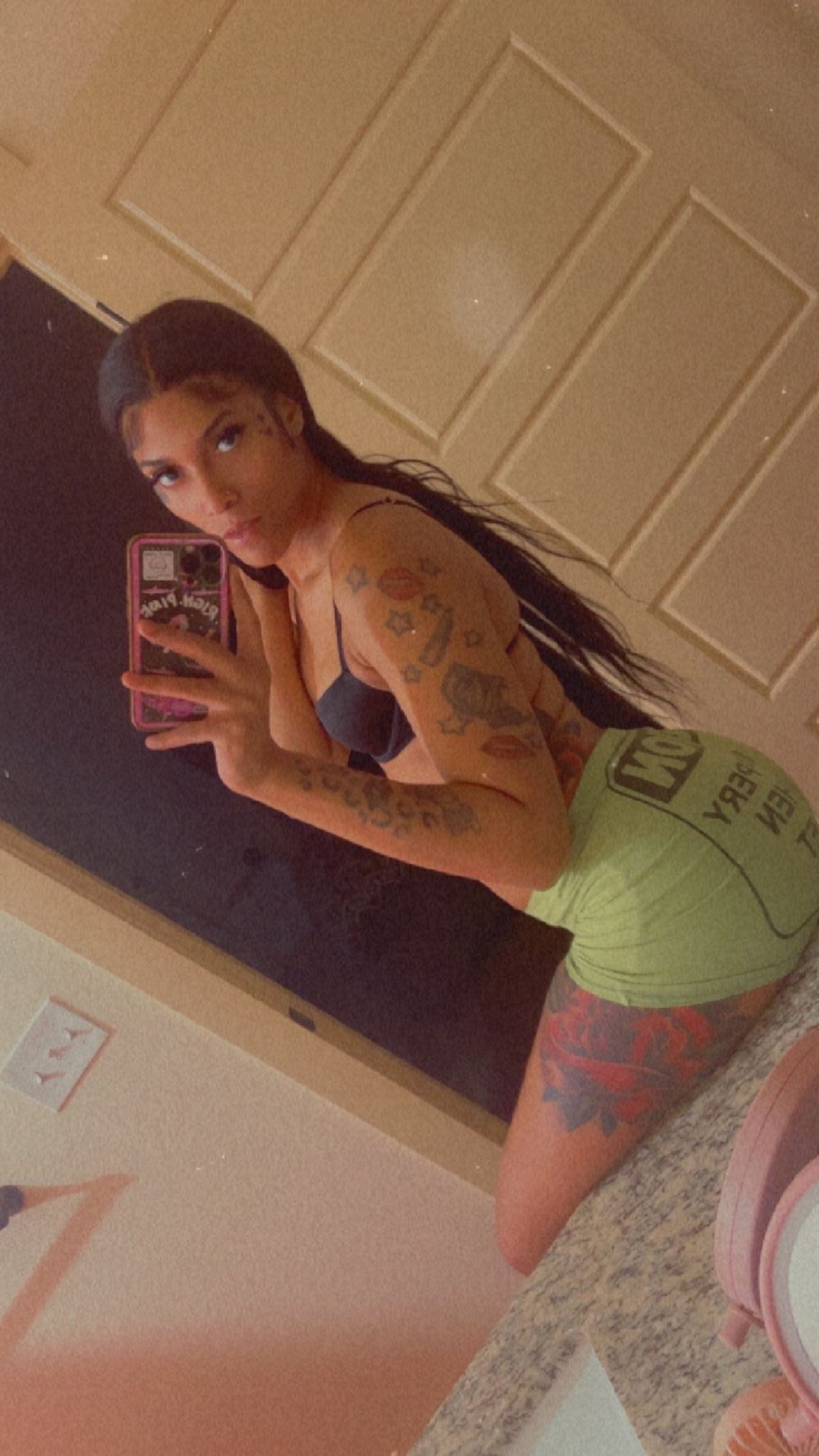 osoprettylalaa OnlyFans profile picture