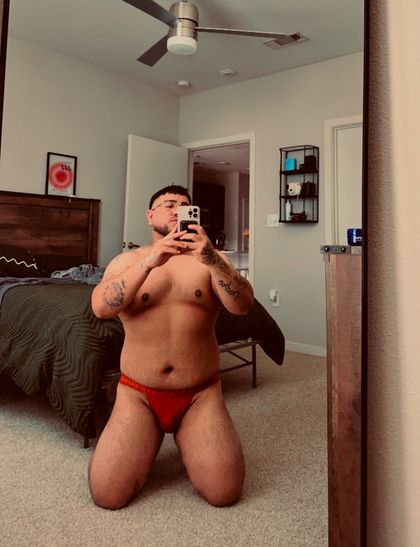 gus1994 OnlyFans picture