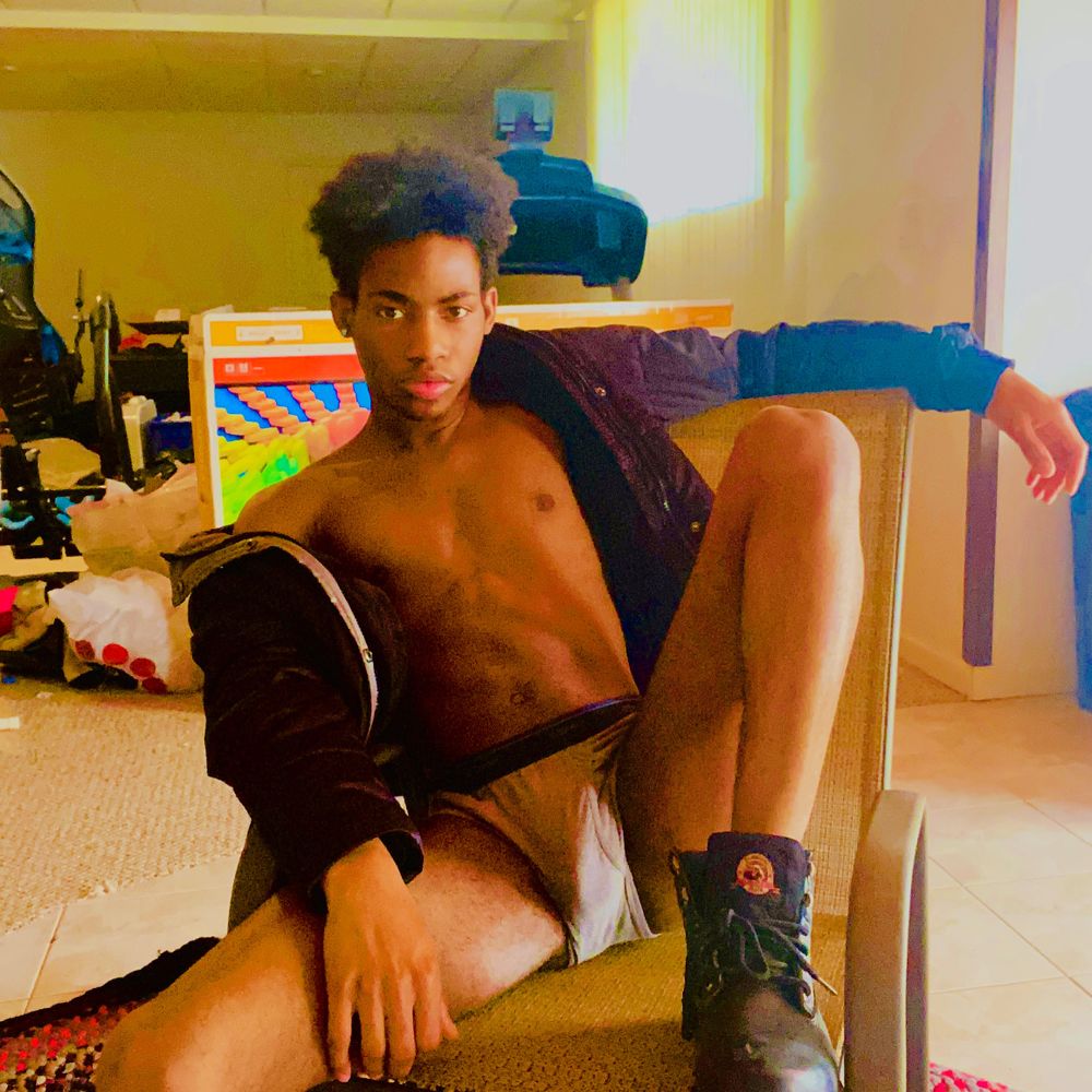 p00hbear_1998 OnlyFans profile picture