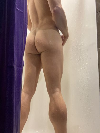 goldncalvz OnlyFans picture