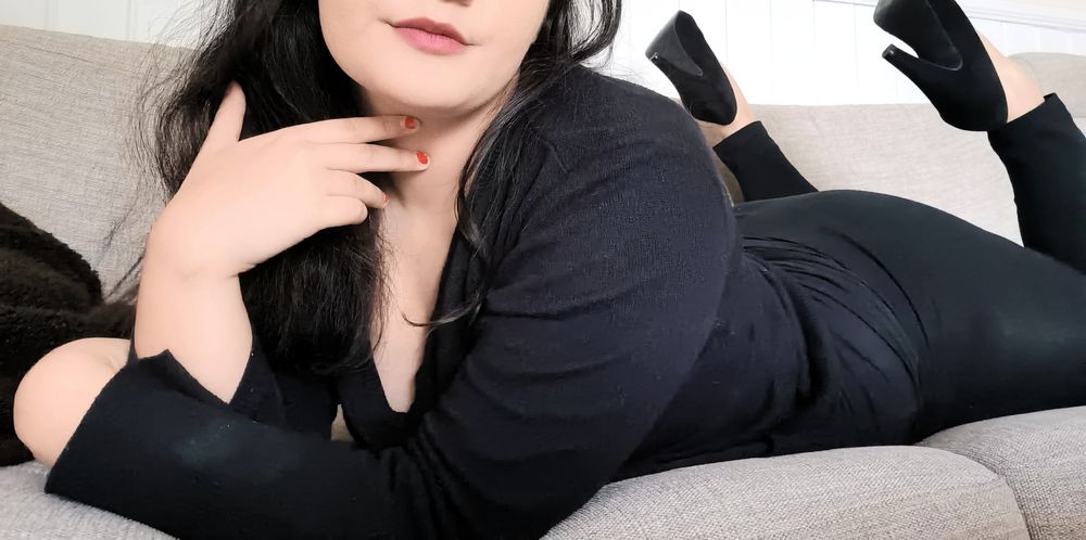 femdomhera OnlyFans profile picture