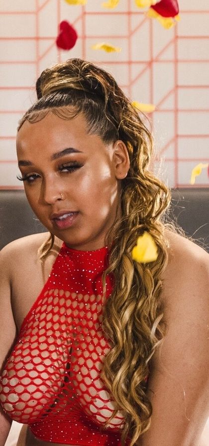 honeyslicc OnlyFans picture