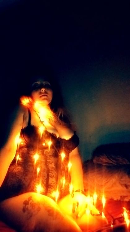 alieneskimo OnlyFans picture