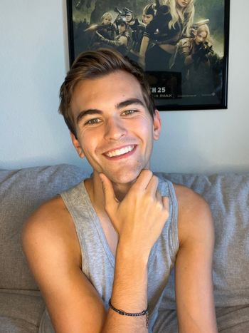 cj.lynn OnlyFans - Stats, Graphs, Photos & Profile Comparisons