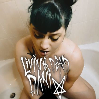 livingdeaddani OnlyFans picture