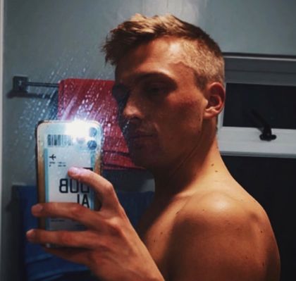 hall98 OnlyFans picture