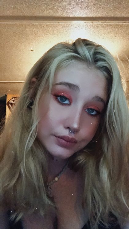 lynn100 OnlyFans picture