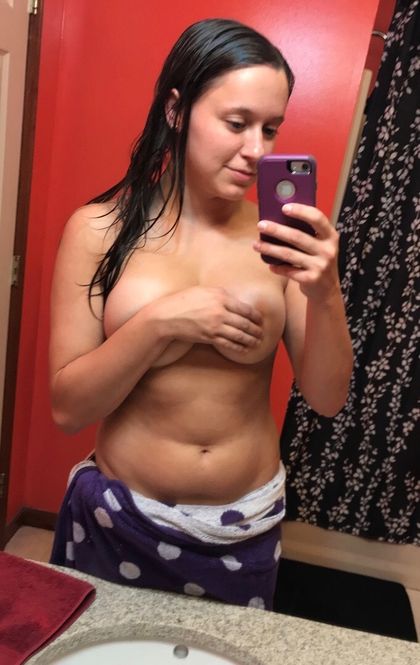 nextdoorkitty3 OnlyFans picture