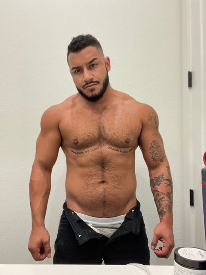 azsantos OnlyFans picture