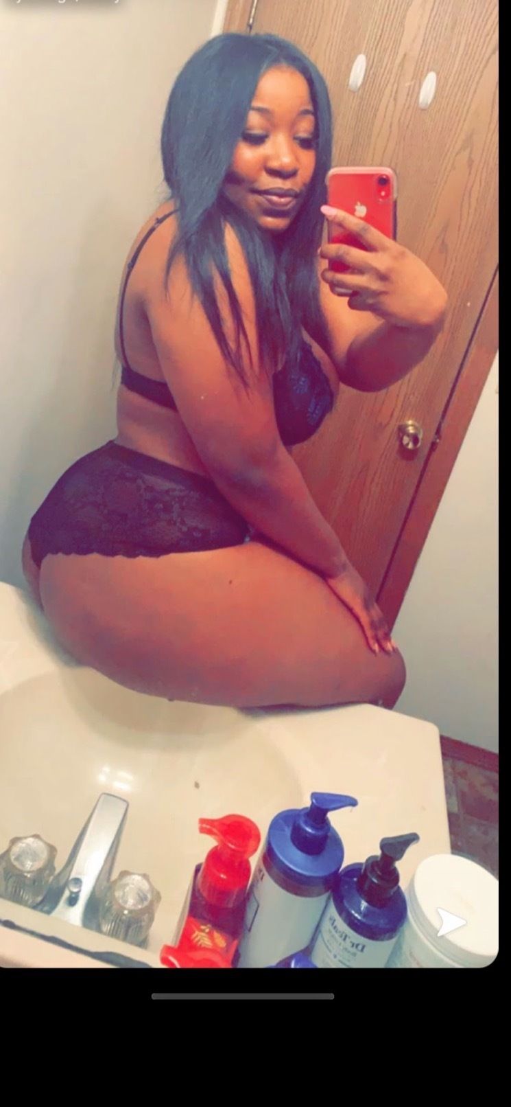 shepoleyouwatch OnlyFans profile picture