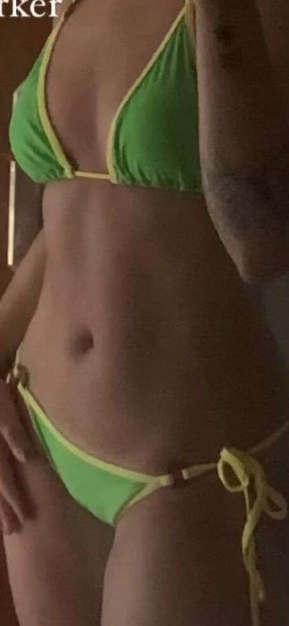 ziahwang OnlyFans picture