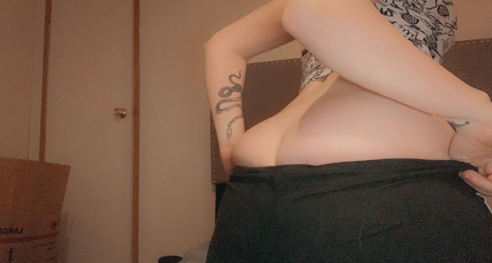 barelylegalbrandi OnlyFans profile picture