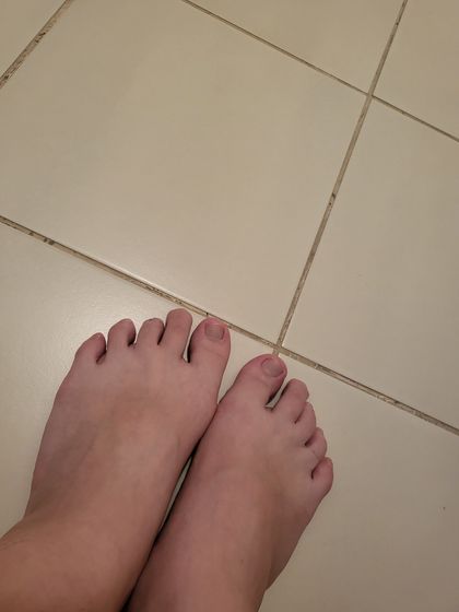 dancing_f3et OnlyFans picture