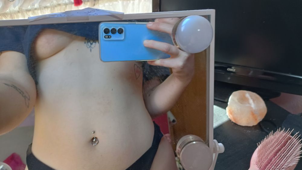 xxxxlve OnlyFans profile picture