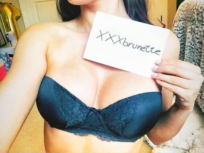 xxxbrunette OnlyFans picture