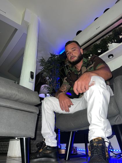 Best Hot Key West OnlyFans Accounts | FansMetrics.com