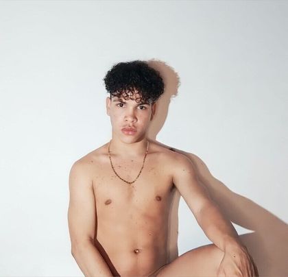 luisjunior4 OnlyFans picture