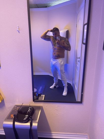 maxxximilian23 OnlyFans picture