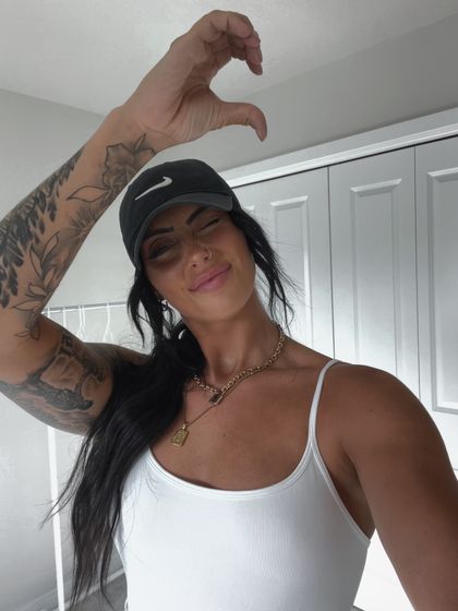 Best Hot Kay C2826 OnlyFans Accounts | FansMetrics.com