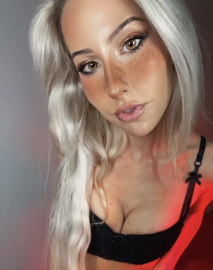 navilynn OnlyFans picture